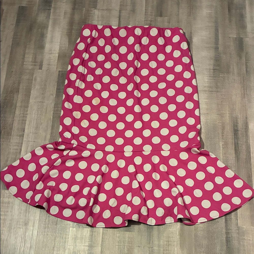 Chic Pink Polka Dot Pencil Skirt